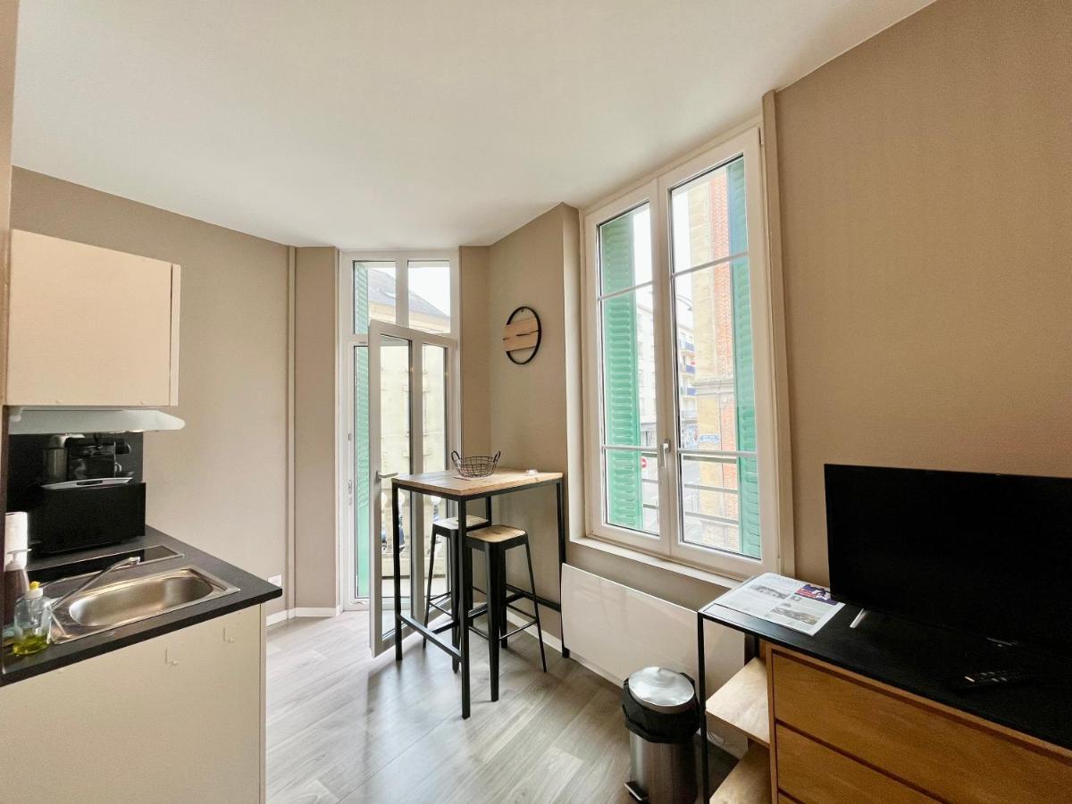 Suite Orphelins 3 1Er Reims Exterior photo